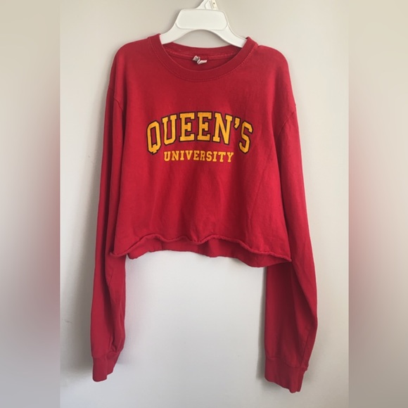 Queen’s university long sleeve crop top❤️ - Picture 1 of 2